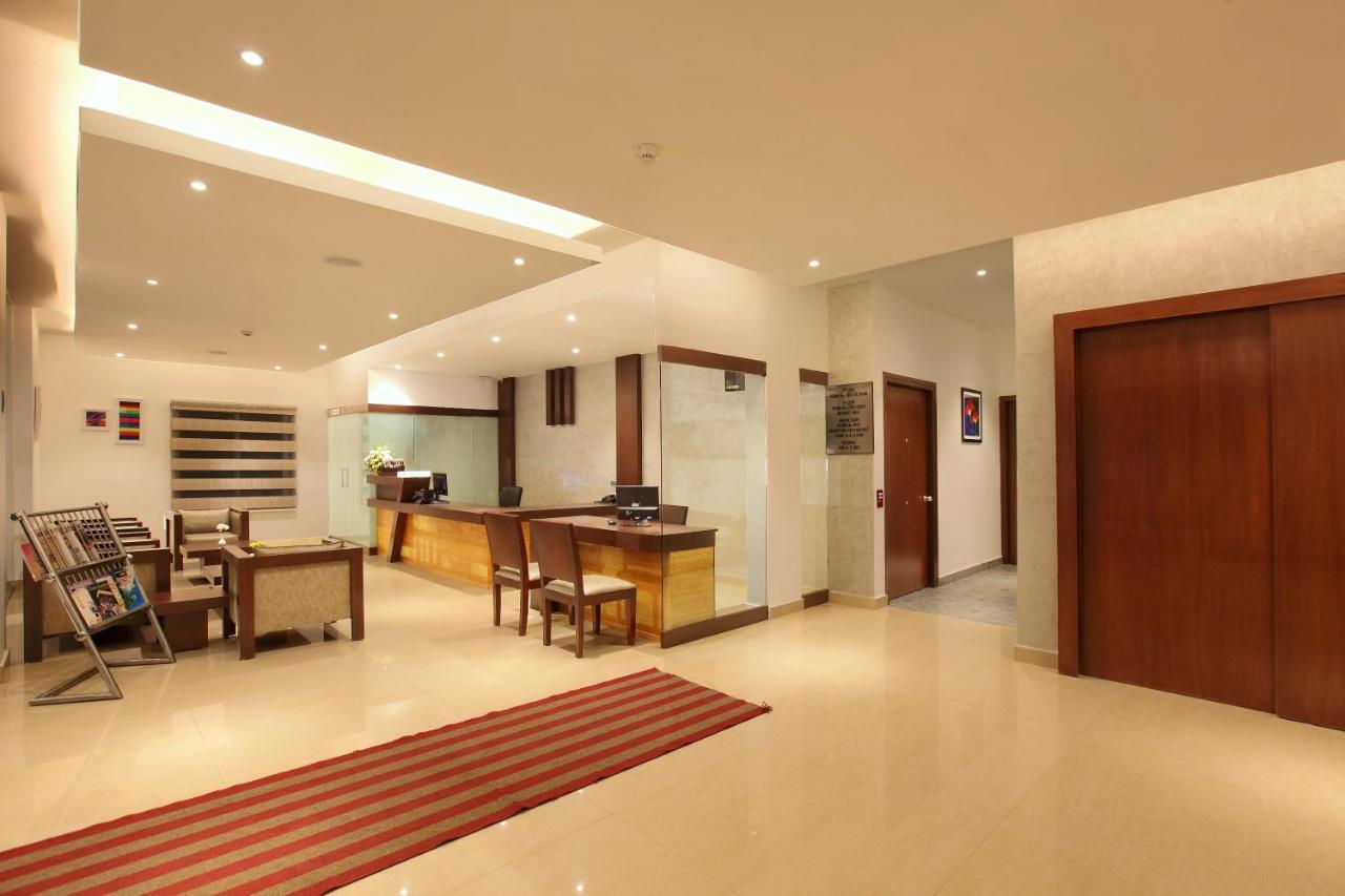 Hotel Park Residency Kuttiyadi Kuttyadi Екстериор снимка